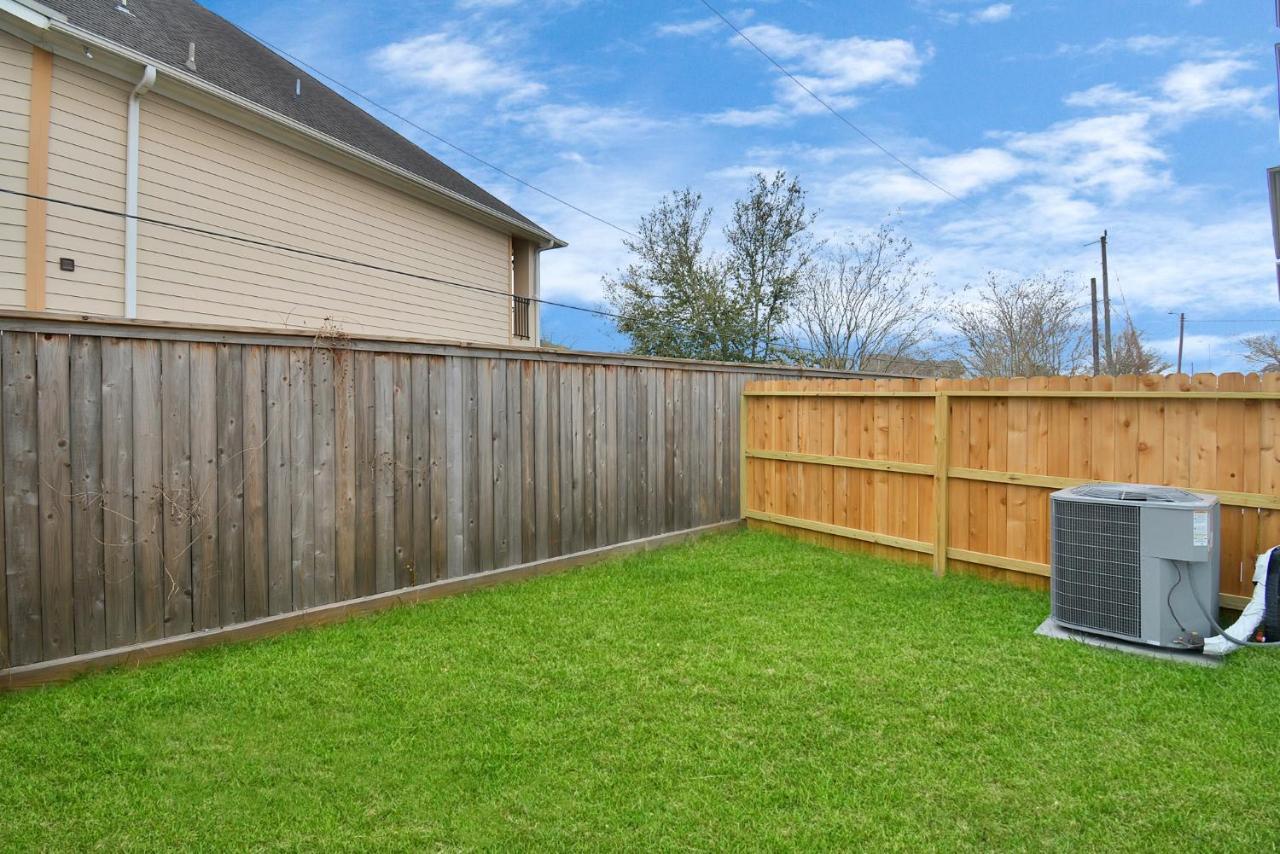 Emerald Palace - New, Modern 3Br Townhome Close To Downtown, Nrg, Med Ctr ヒューストン エクステリア 写真