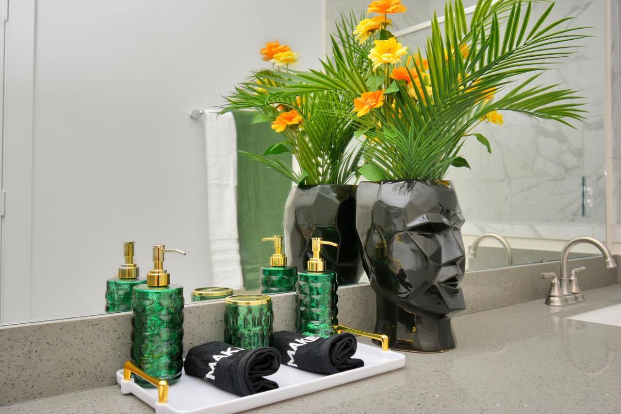 Emerald Palace - New, Modern 3Br Townhome Close To Downtown, Nrg, Med Ctr ヒューストン エクステリア 写真