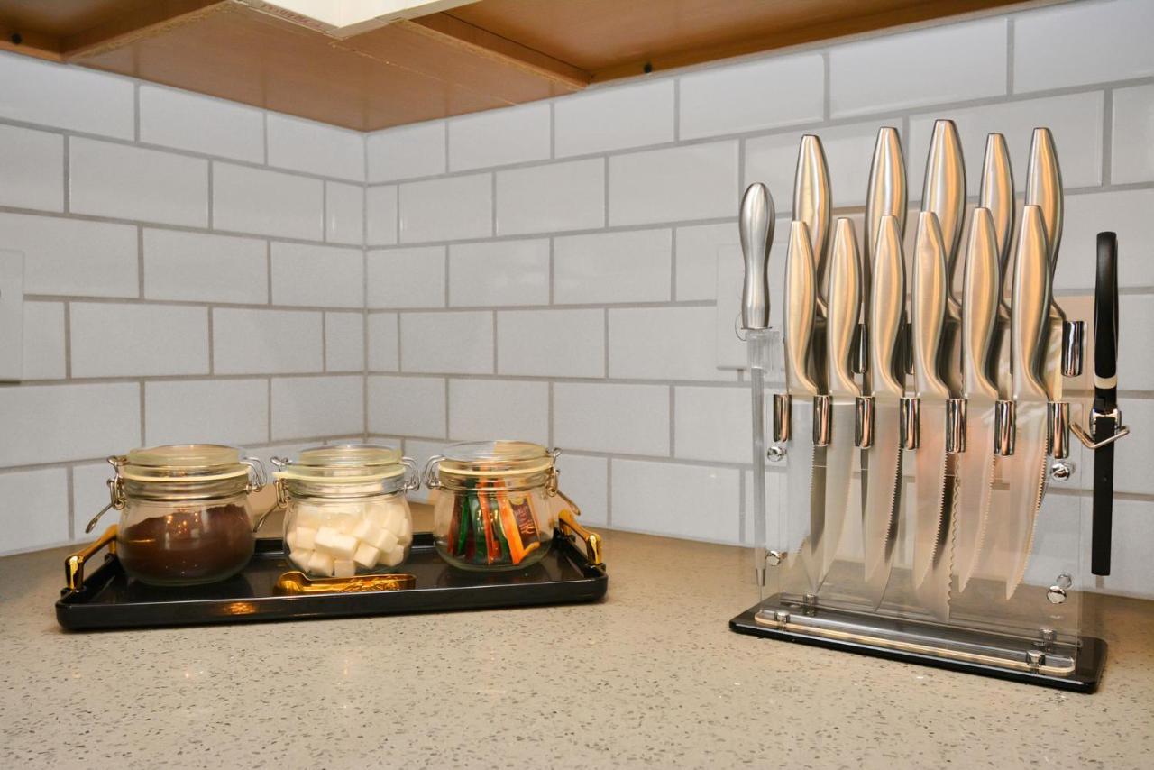 Emerald Palace - New, Modern 3Br Townhome Close To Downtown, Nrg, Med Ctr ヒューストン エクステリア 写真