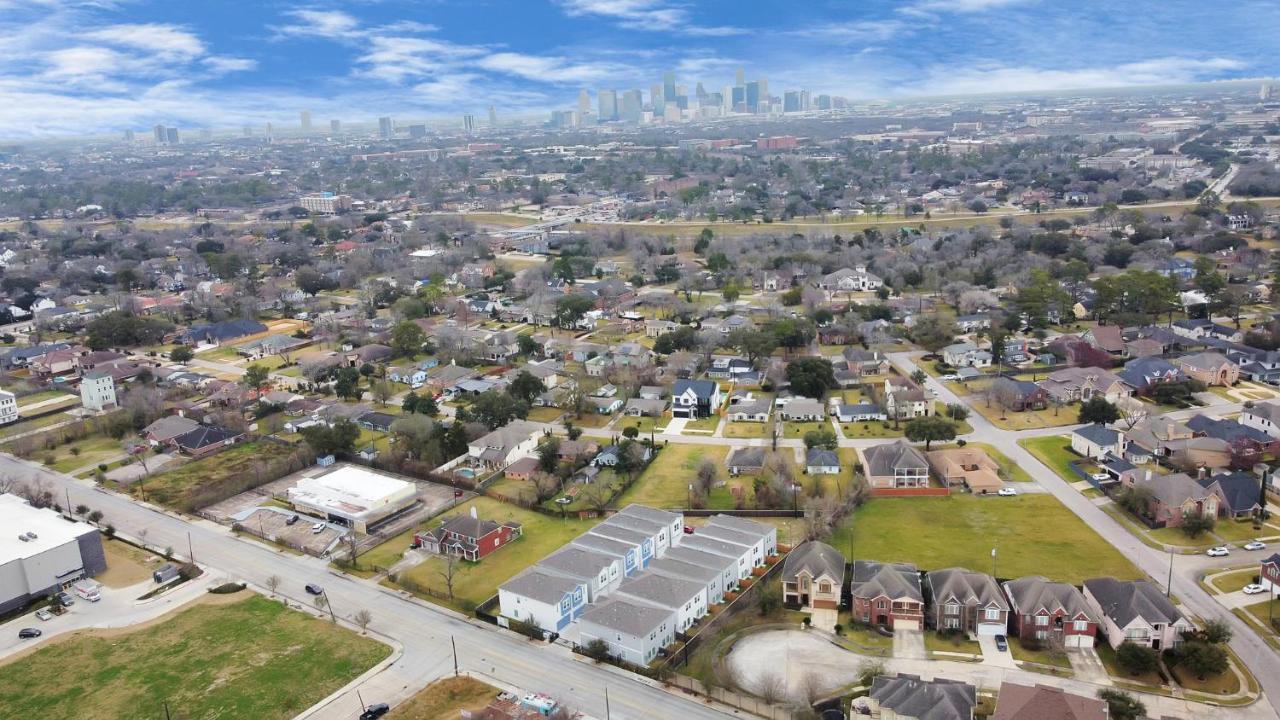 Emerald Palace - New, Modern 3Br Townhome Close To Downtown, Nrg, Med Ctr ヒューストン エクステリア 写真