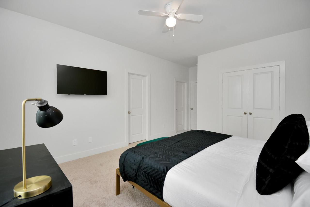 Emerald Palace - New, Modern 3Br Townhome Close To Downtown, Nrg, Med Ctr ヒューストン エクステリア 写真
