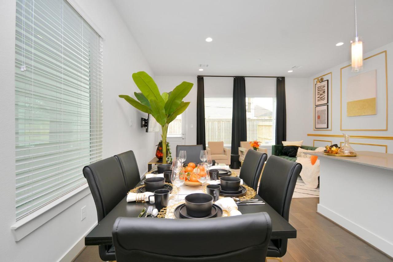 Emerald Palace - New, Modern 3Br Townhome Close To Downtown, Nrg, Med Ctr ヒューストン エクステリア 写真